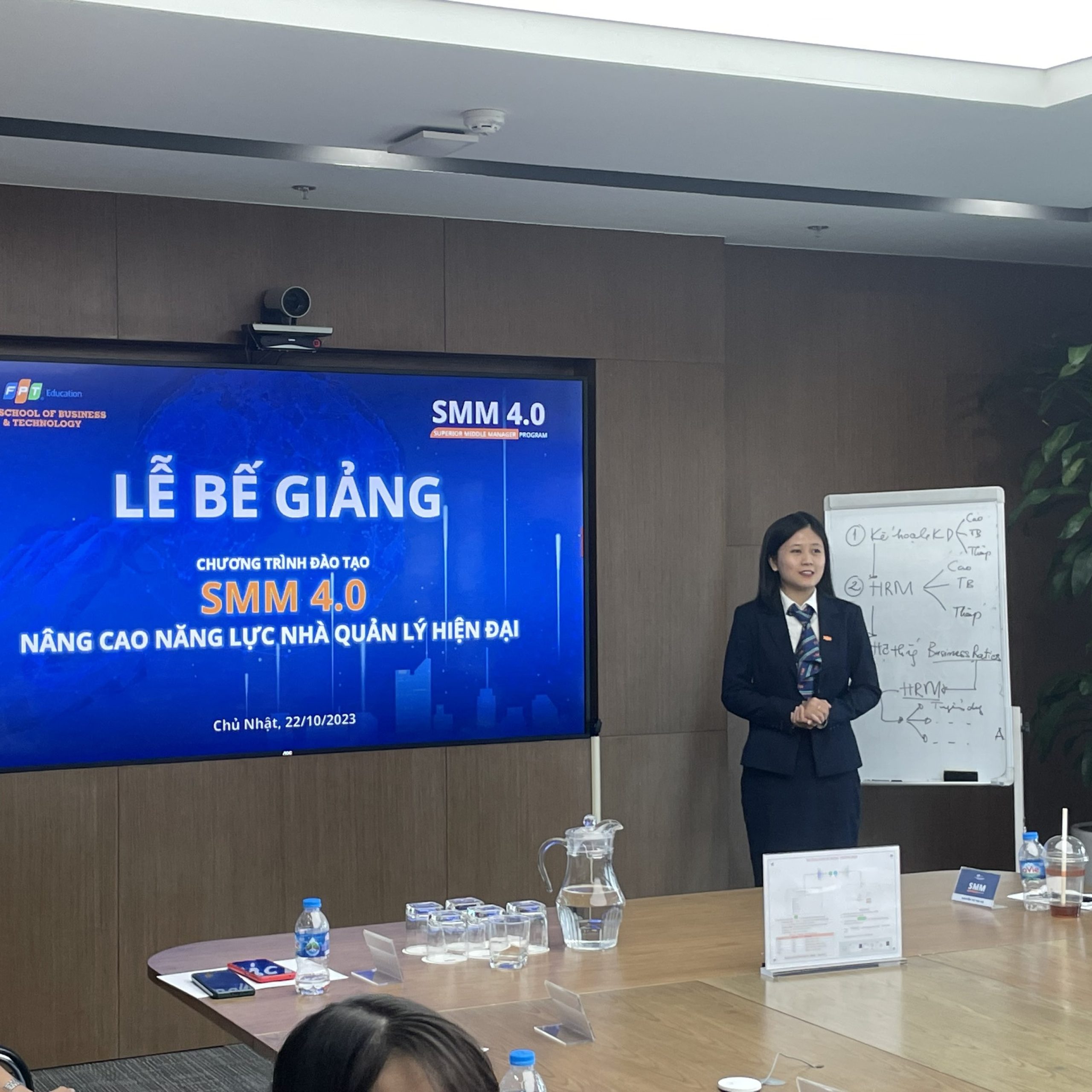 Lễ Bế giảng lớp SMM.02HN tại FPT Tower hôm nay