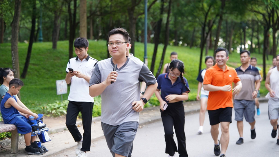 Gần 30 Runner FSB phá đảo ngày hội FE Running Day