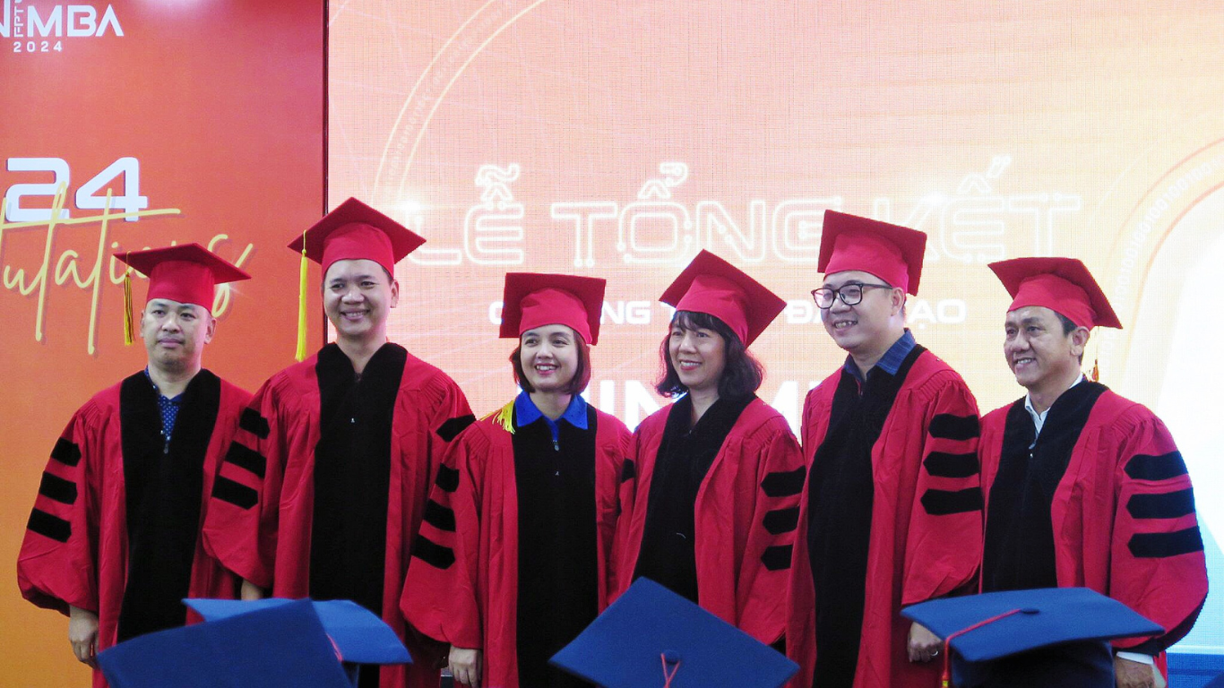 Lễ Tổng kết chương trình MiniMBA HCM niên khóa 2023 – 2024