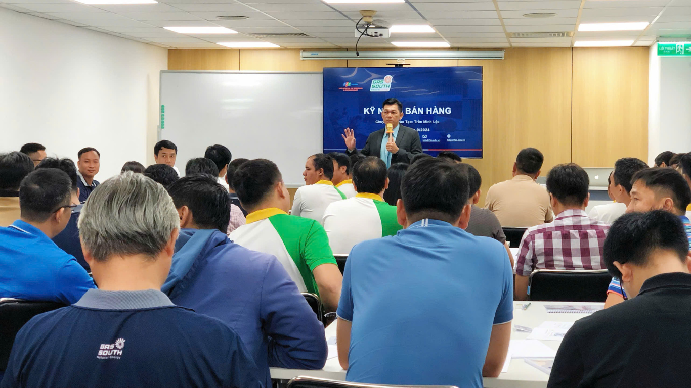 FRTC B2B khai giảng khóa 2 “Kỹ năng Bán hàng” dành cho Gas South