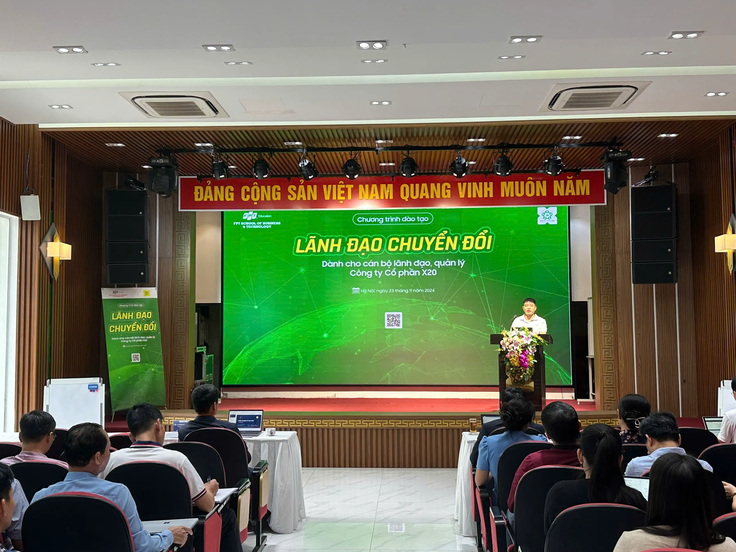 FSB tiếp tục đồng hành cùng X20 trong Chương trình đào tạo Lãnh đạo chuyển đổi