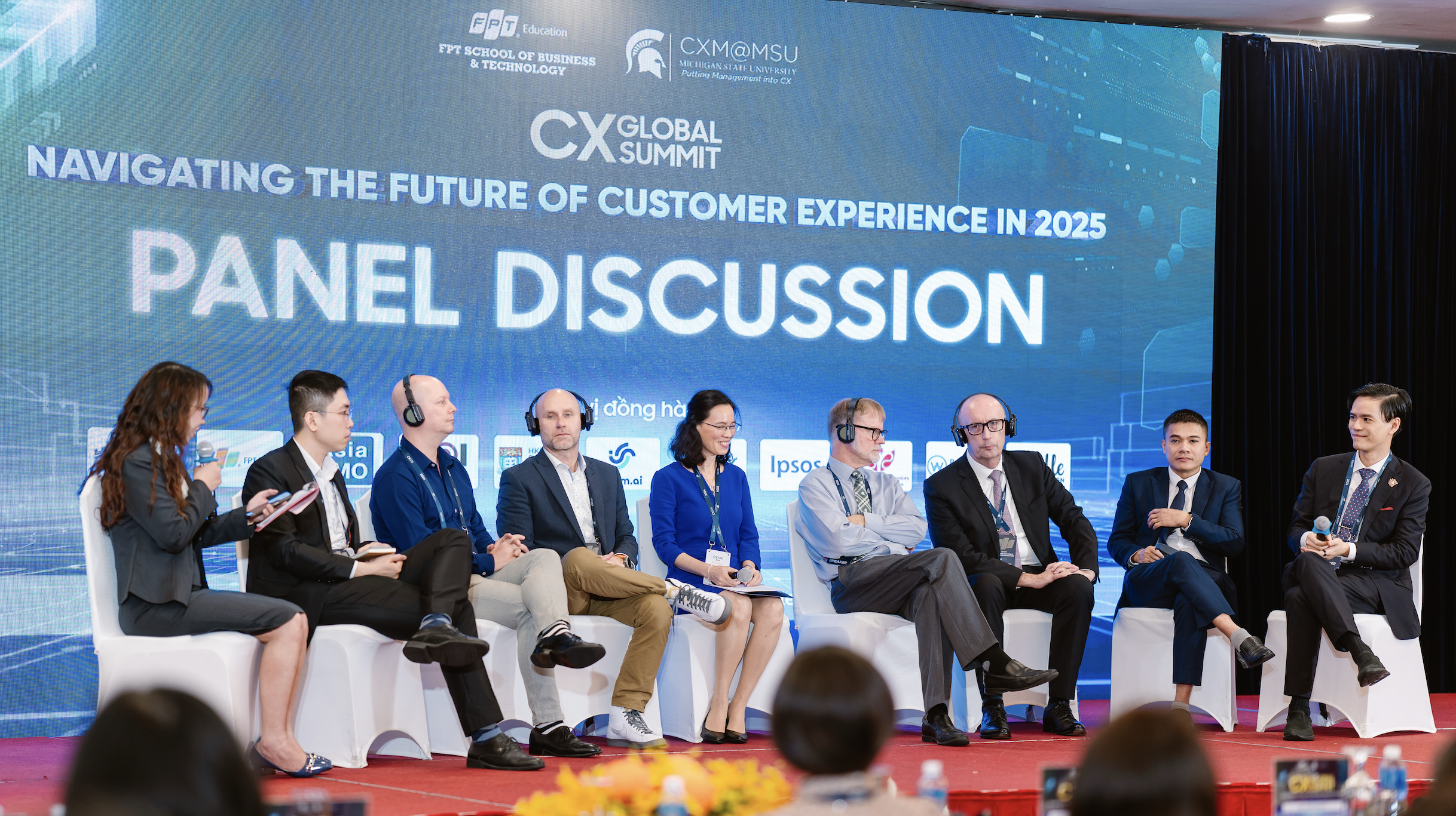 Định hình xu hướng trải nghiệm khách hàng tương lai cùng CX Summit 2024