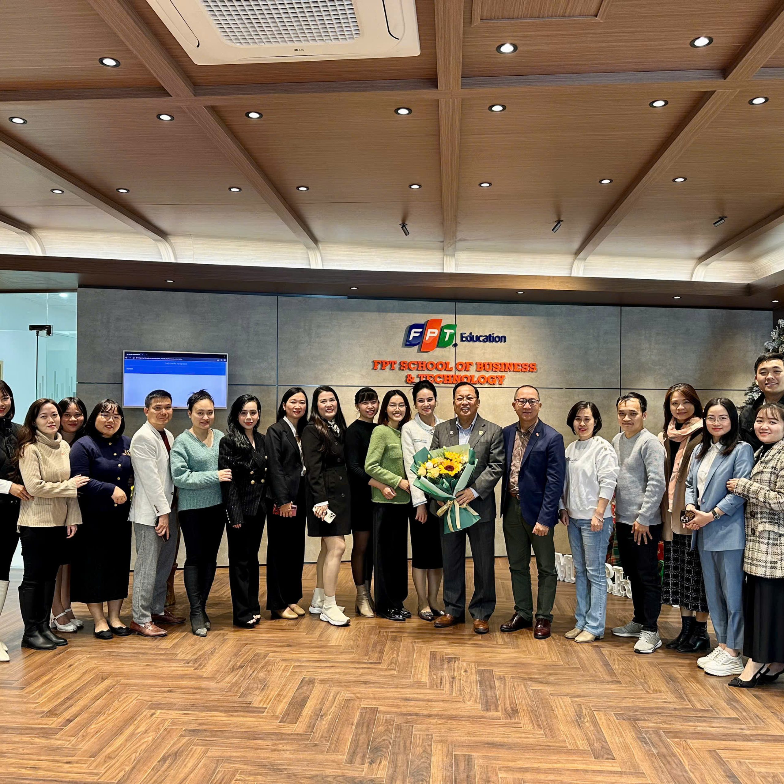 Hội thảo dành cho FSB Alumni cùng những chia sẻ của Giáo sư Augustine Hà Tôn Vinh