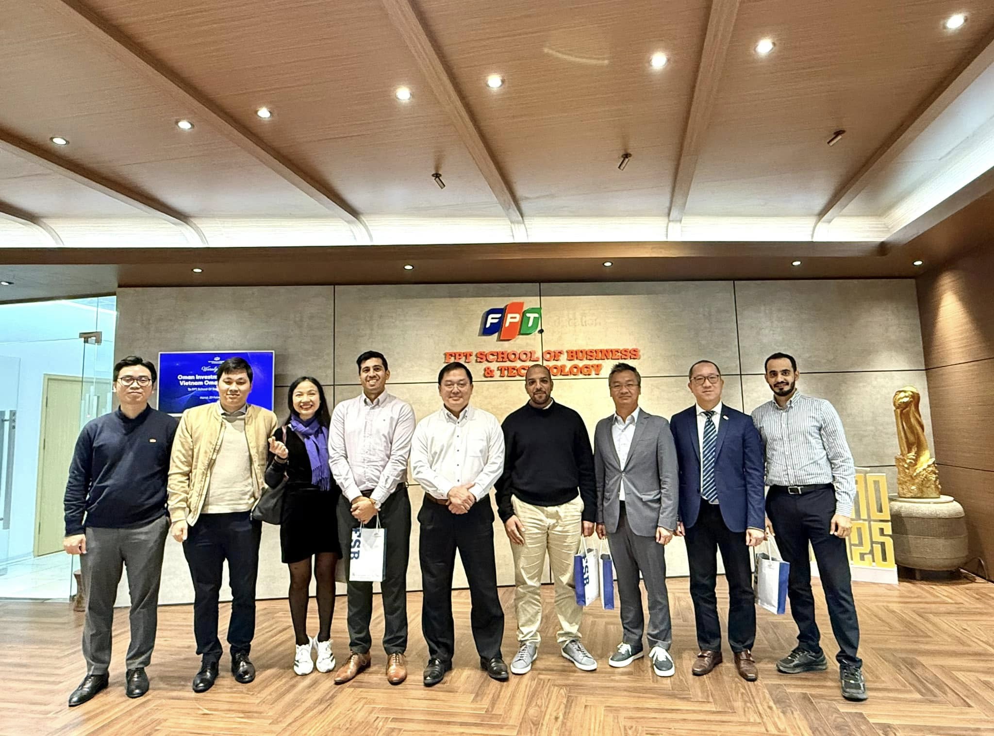 Cuộc Gặp Gỡ giữa FSB Hà Nội và Vietnam Oman Investment