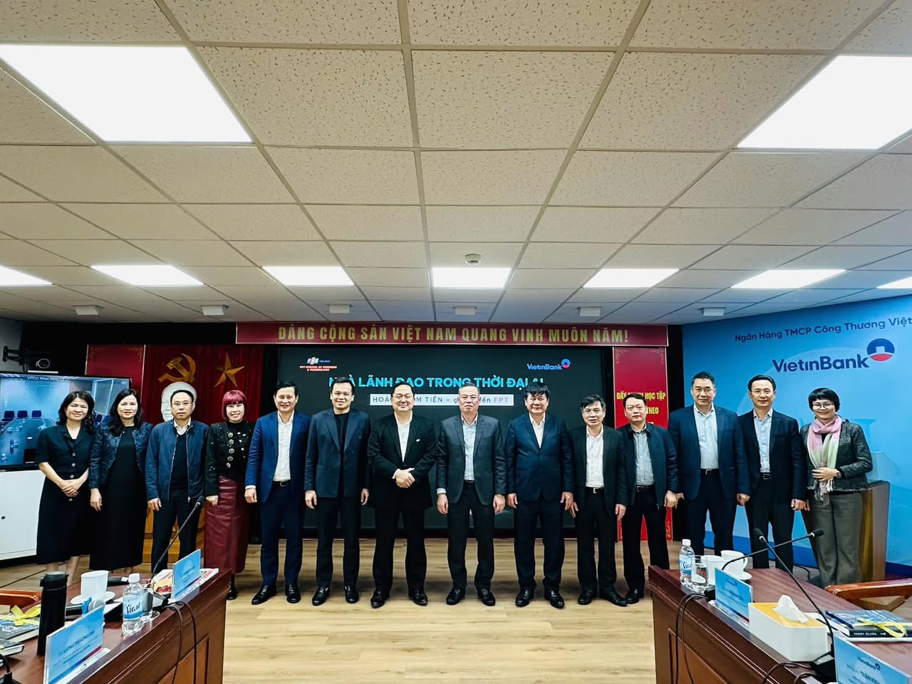 Hội thảo “Lãnh đạo trong kỷ nguyên AI” dành cho lãnh đạo cấp cao VietinBank