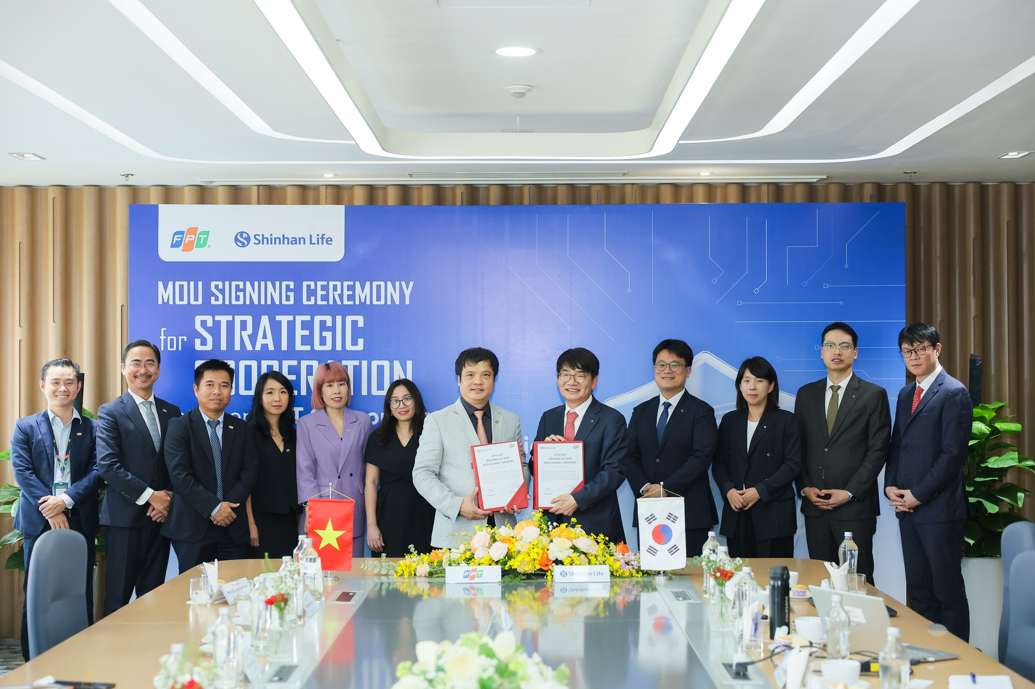 FPT/FSB và Shinhan Life Ký Kết Hợp Tác Chiến Lược toàn diện.