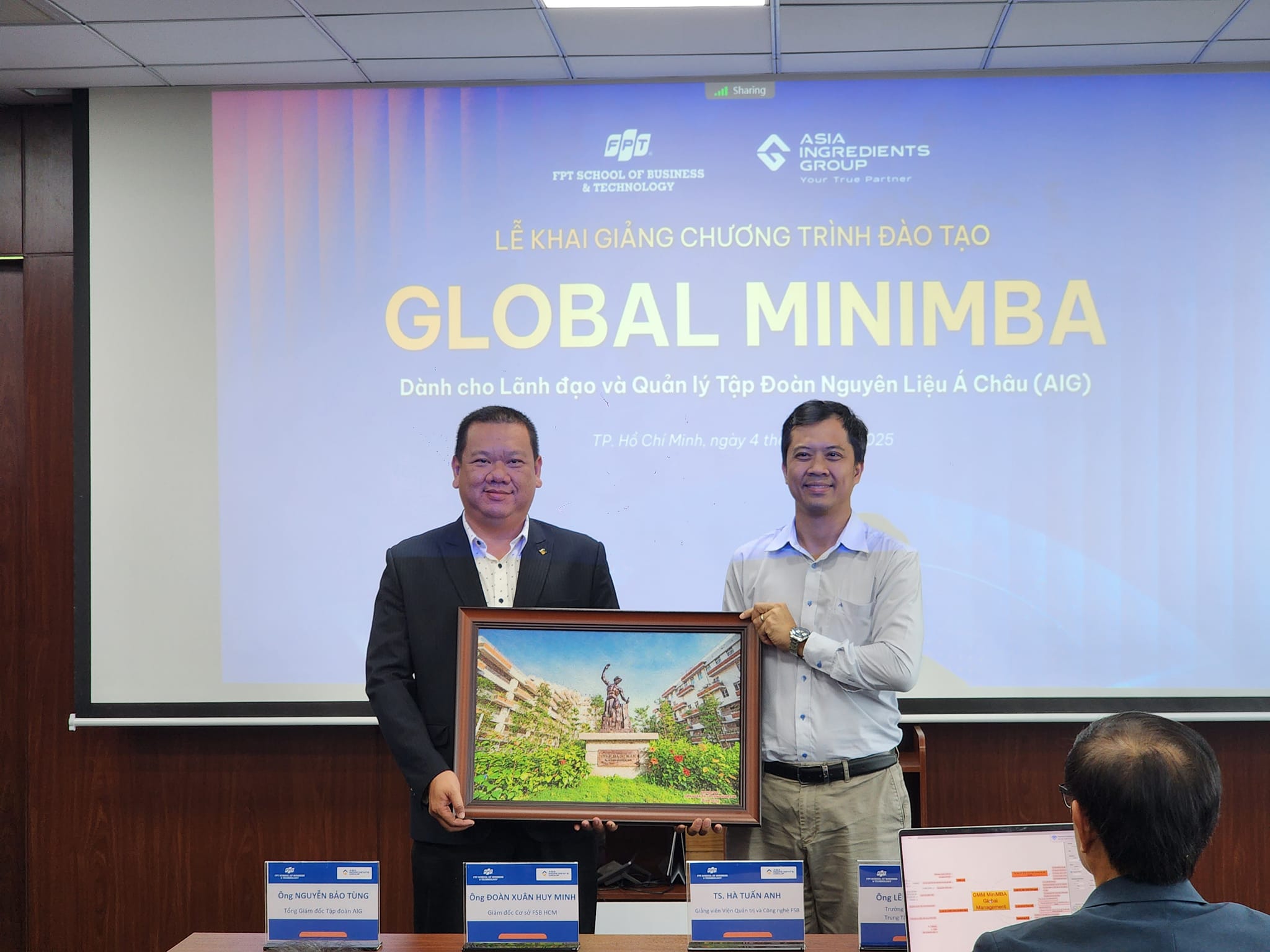 FPUB khai giảng khoá Global MiniMBA đầu tiên cho Tập đoàn Á Châu AIG