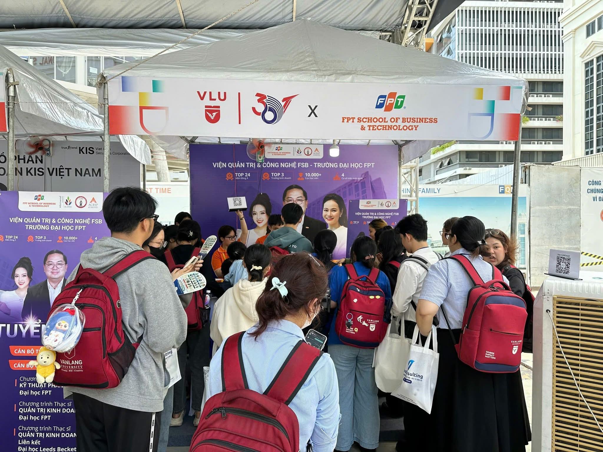 Sáng thứ 7 năng suất của team TS SĐH