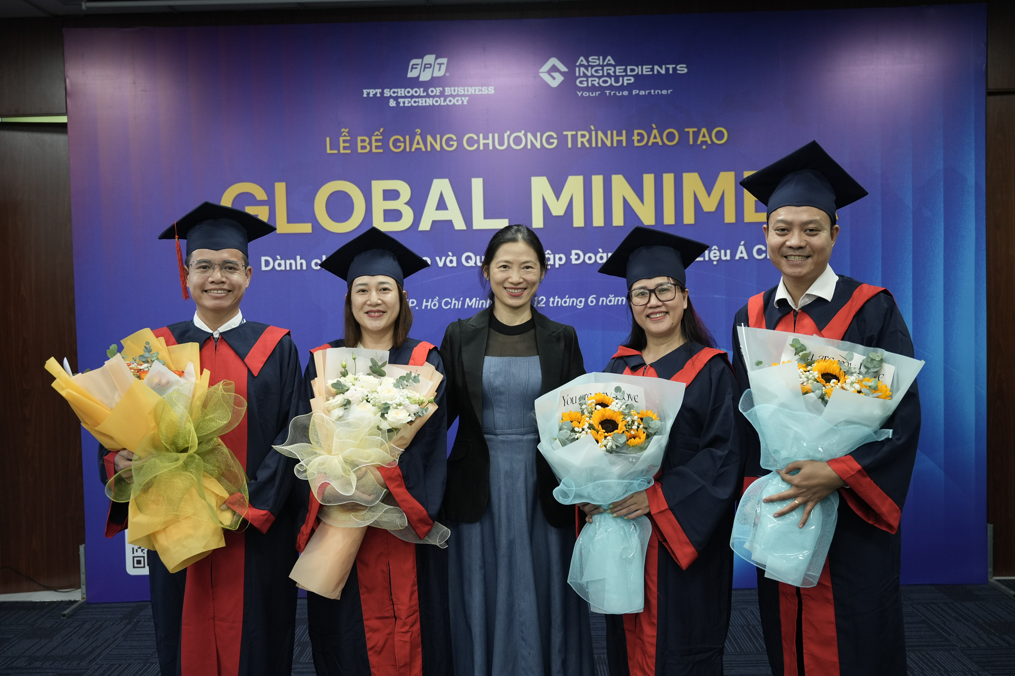 AIG tận hưởng từng khoảnh khắc trong ngày tốt nghiệp Global MiniMBA – FPUB HCM