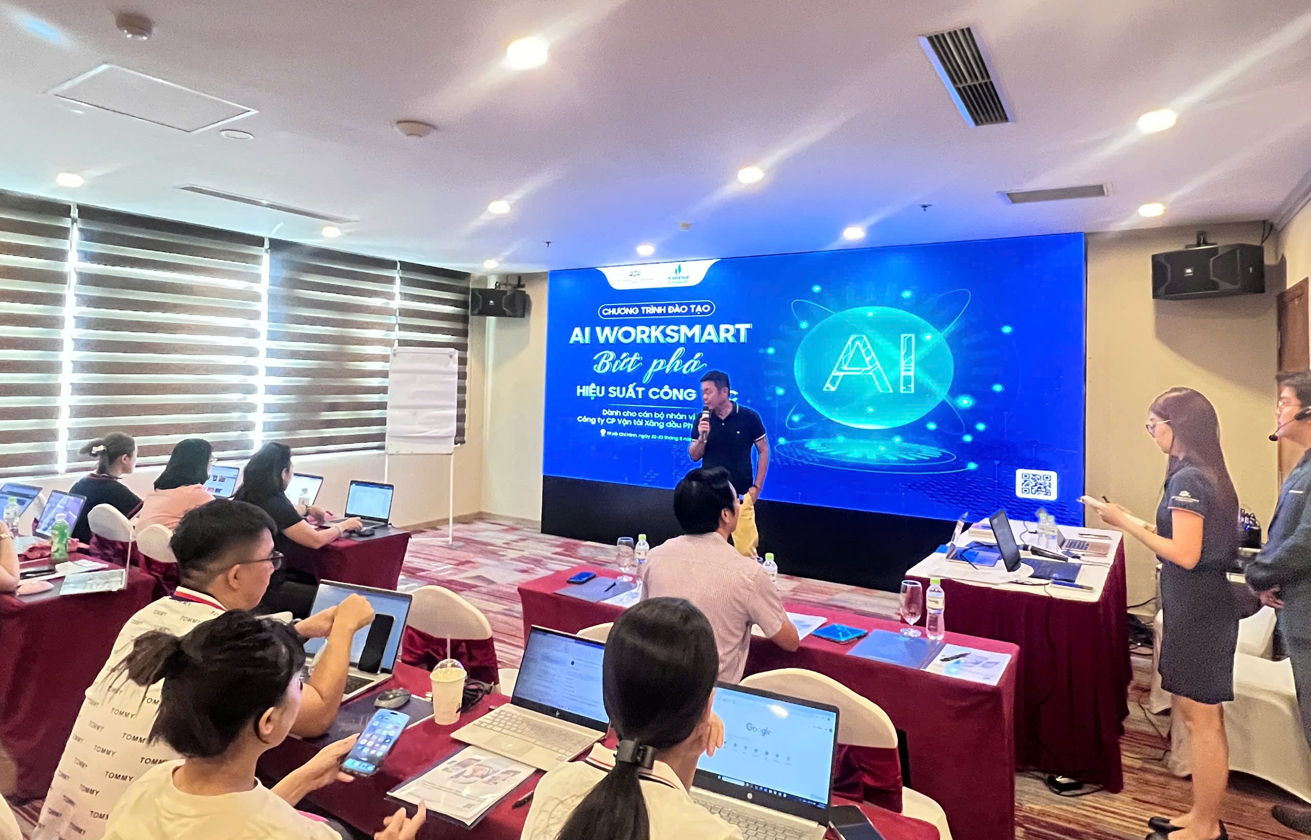 FRTC B2B: “AI Worksmart – Bứt phá hiệu suất công việc” chính thức khởi động tại PVTrans
