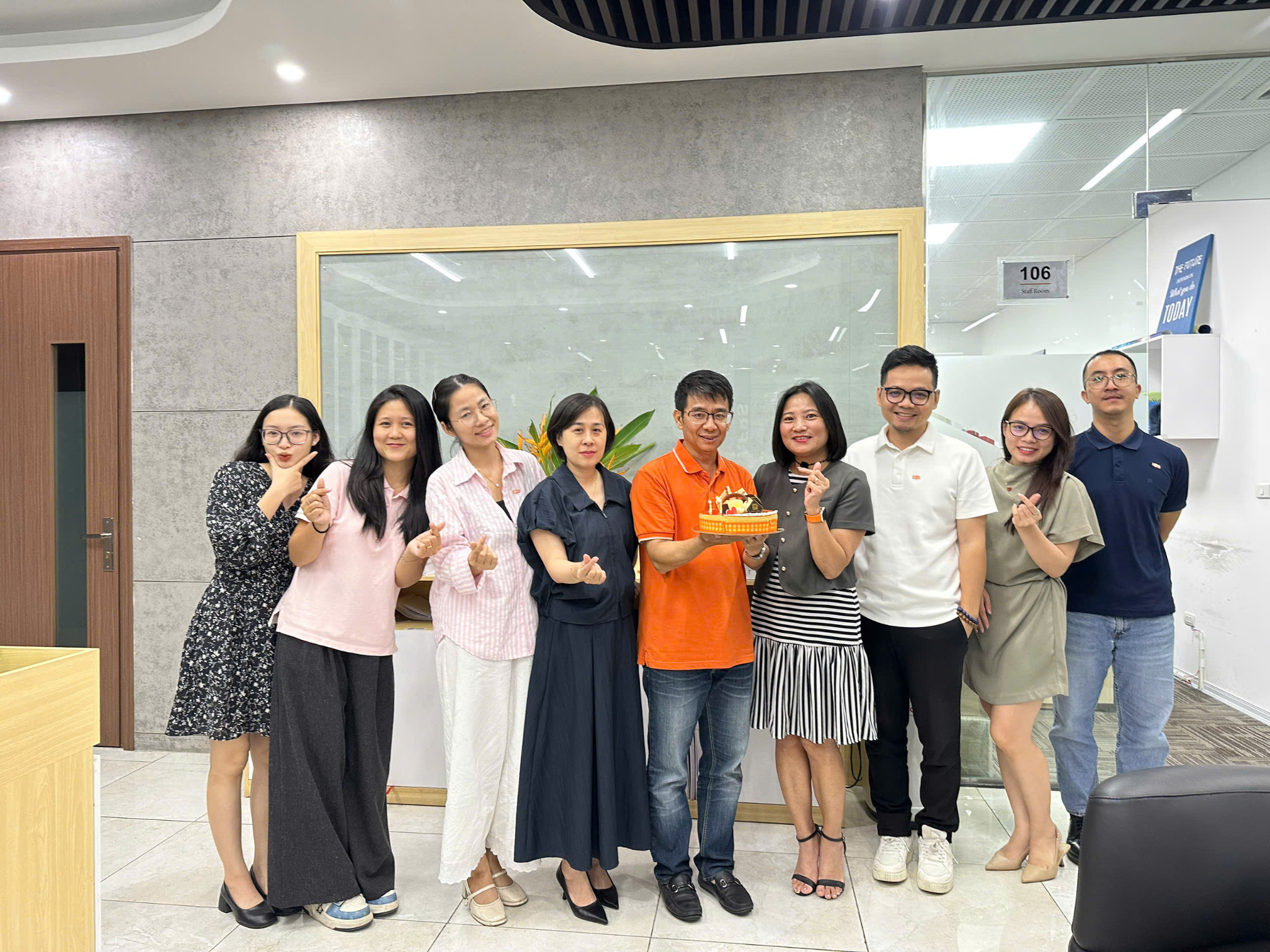 Chúc mừng sinh nhật “hơi” muộn anh Trần Quang Huy
