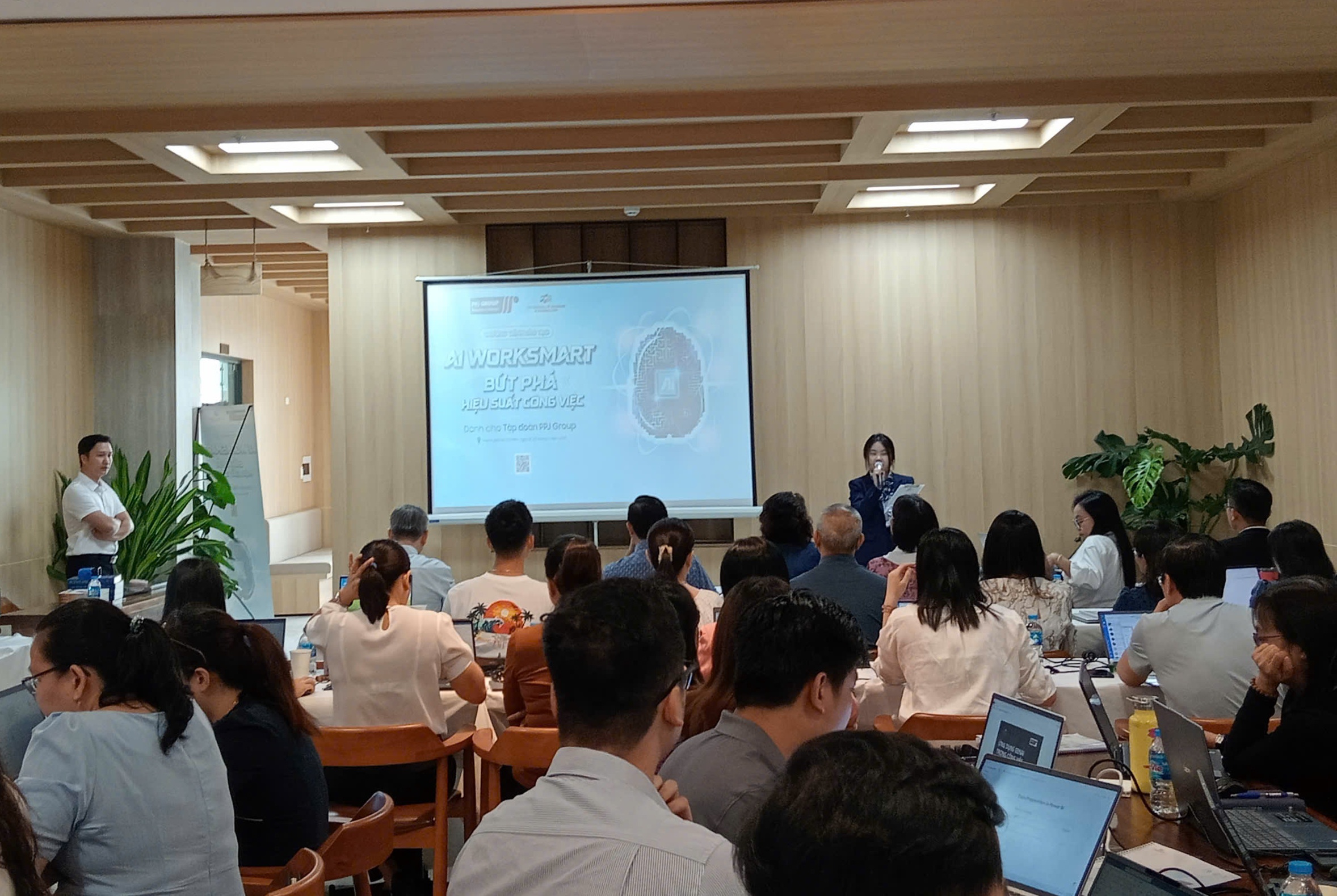 FRTC B2B cùng PPJ Group bứt phá hiệu suất với AI Worksmart