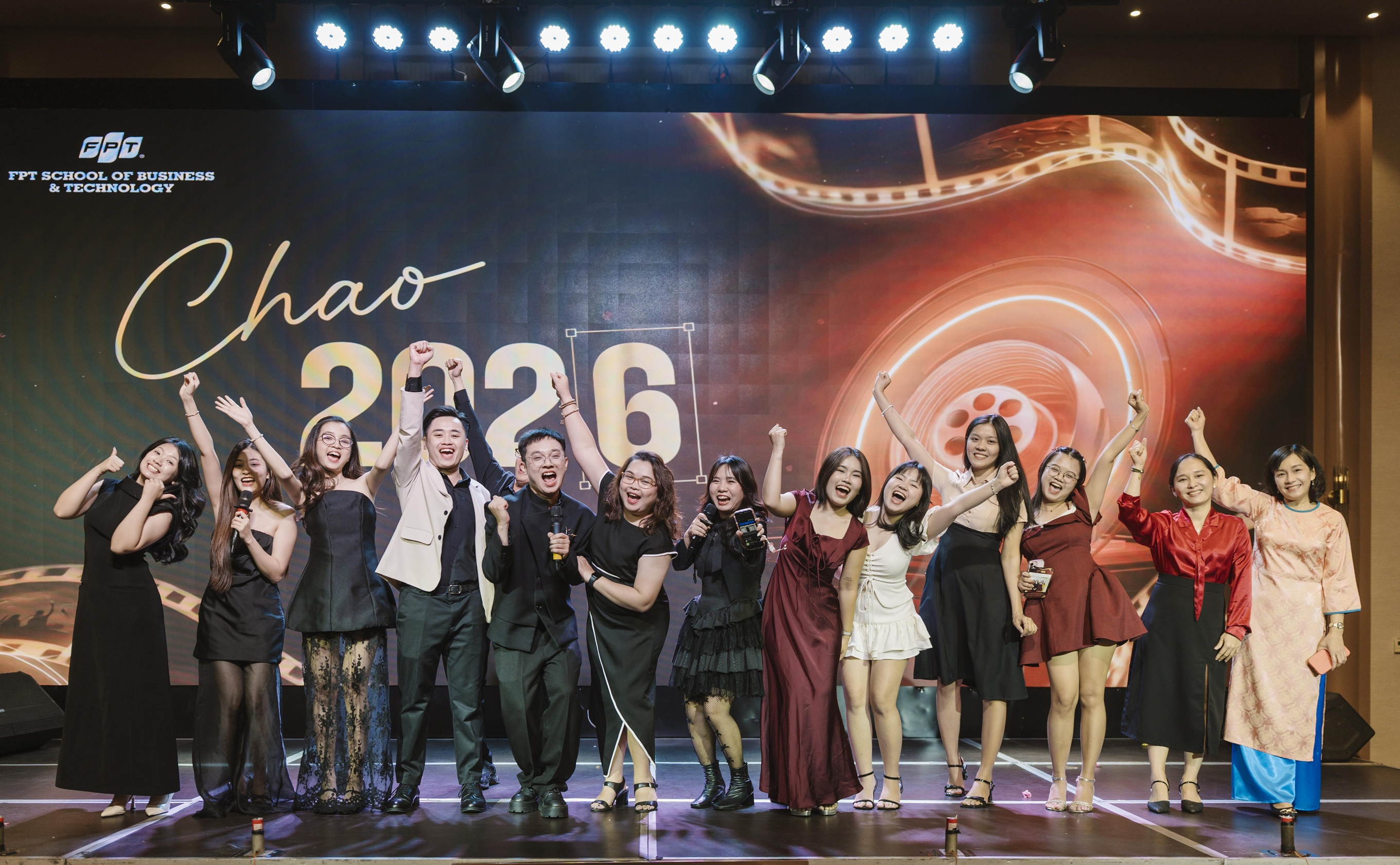 Khi hậu trường cũng thành thảm đỏ: BTC HCM lên đồ tại LIGHTS ON — LEGENDS BEGIN