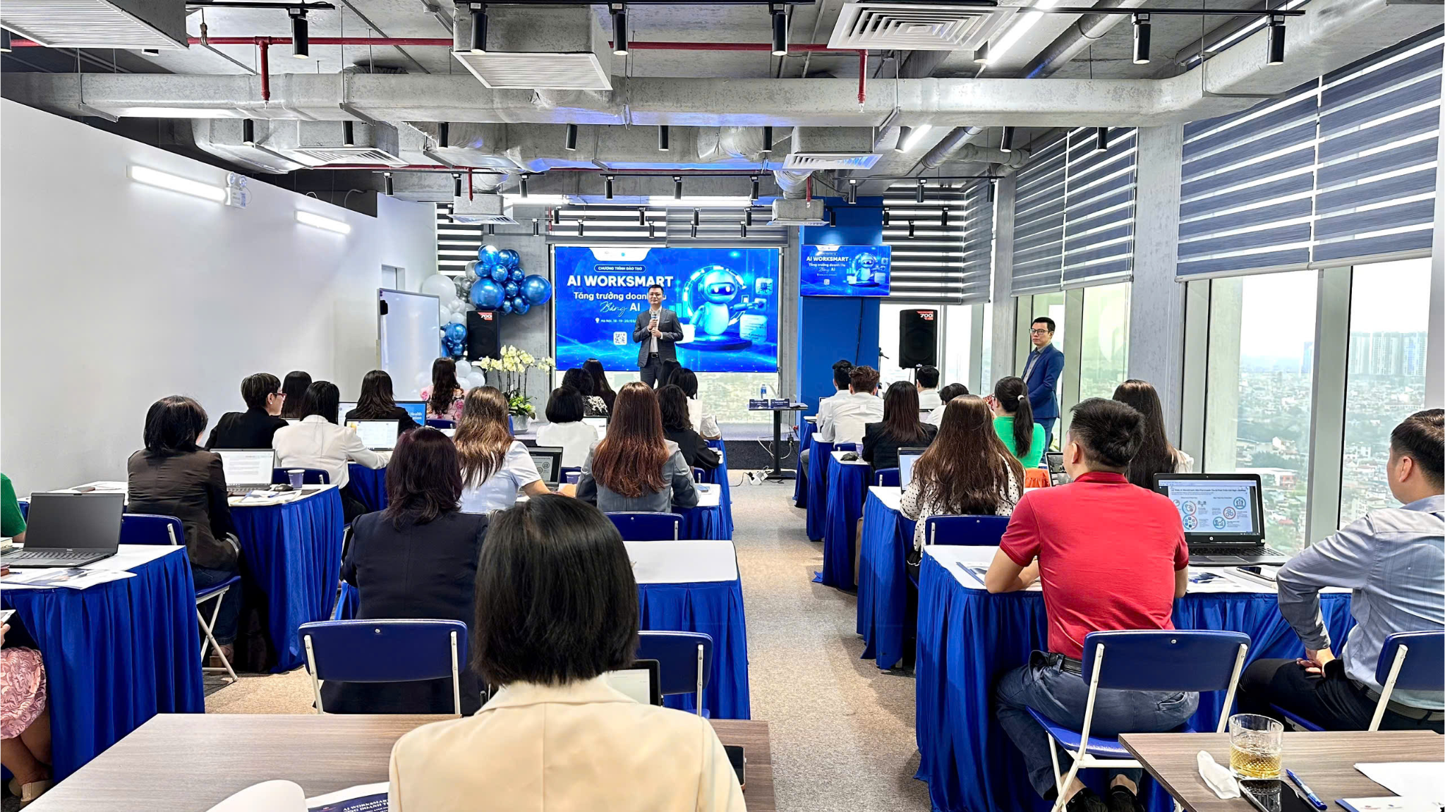 B2B Khai giảng Lớp học “AI Worksmart – tăng trưởng doanh thủ bằng AI”