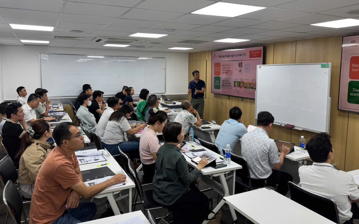 FPub ghi dấu cuối tuần rực lửa với 3 chương trình khai giảng liên tiếp