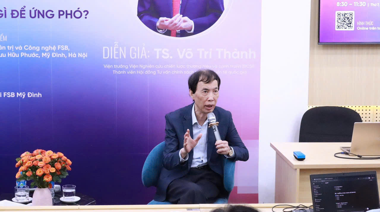 FSB tạo cơ hội học hỏi trực tiếp từ chuyên gia kinh tế hàng đầu