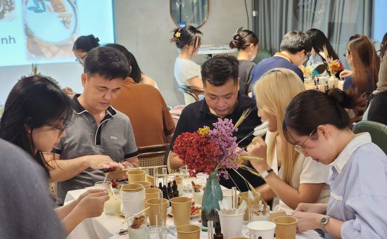 FSB Candle Workshop 2026 – Light Between Us: Một buổi tối để chậm lại và kết nối