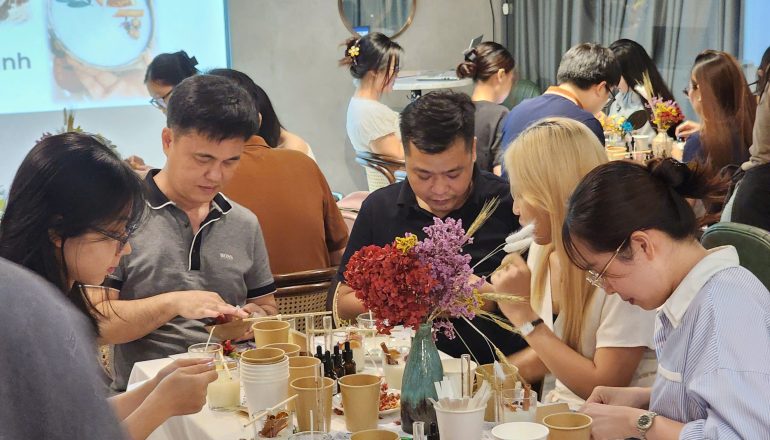 FSB Candle Workshop 2026 – Light Between Us: Một buổi tối để chậm lại và kết nối
