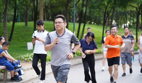 Gần 30 Runner FSB phá đảo ngày hội FE Running Day