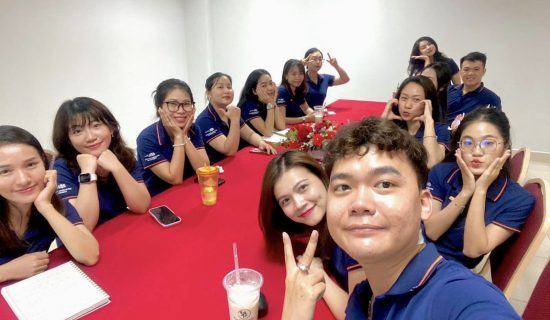 Rực rỡ màu áo xanh FSB trong buổi họp tổng kết kỳ SP 2024