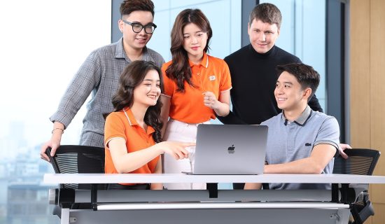 Người FSB chuẩn bị chuyển “nhà online”
