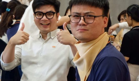 1 nụ cười bằng 10 thang thuốc bổ – Người FSB cùng nhau sẻ chia những niềm vui