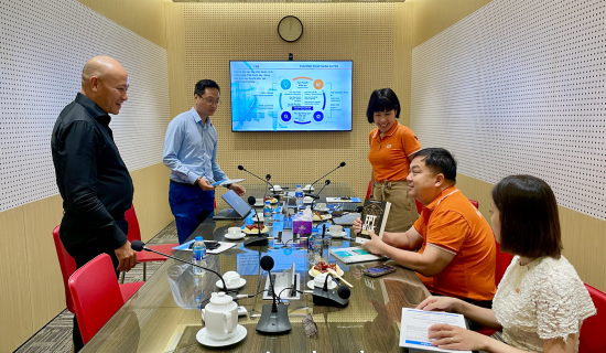 Phó chủ tịch Hoàng Nam Tiến tiếp Chủ tịch K&G Việt Nam