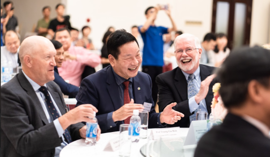 🌤️🌤️🌤️🌤️ Chào buổi sáng FSBer toàn quốc.