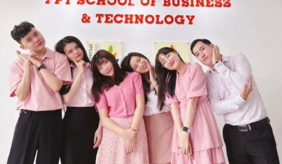 [Sử ký FSB] Một tình cảm dạt dào  Khánh Vy dành cho Làng giáo FPT