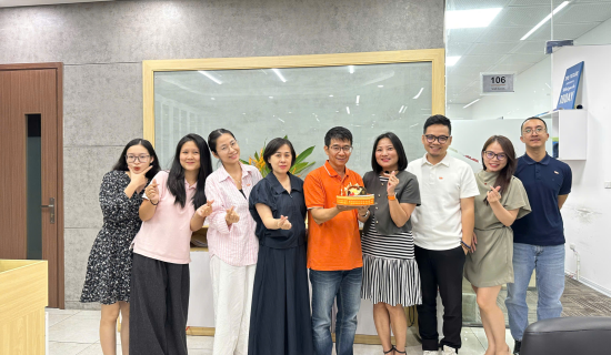Chúc mừng sinh nhật “hơi” muộn anh Trần Quang Huy