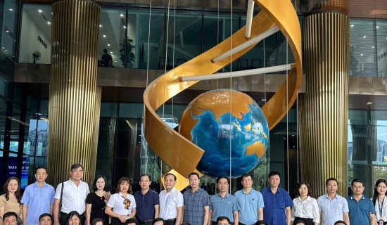 30 lãnh đạo Tỉnh Yên Bái học tập thực tế tại Tập đoàn FPT