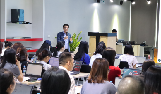 FRTC B2B đồng hành cùng Sunhouse bứt phá với GenAI