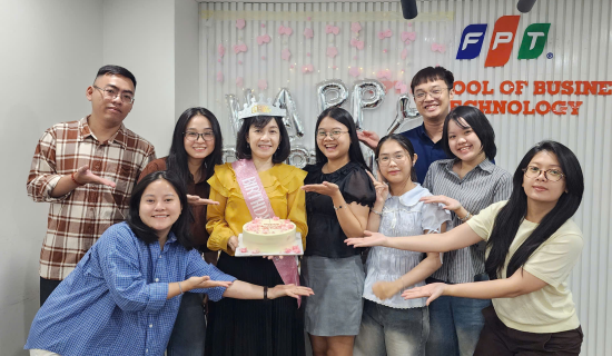 Một ngày thật đặc biệt dành cho chị Thấm