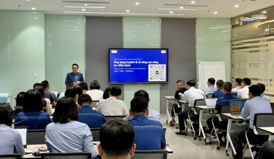 FLTC tiếp tục +1 lớp học cực xịn: Ứng dụng AI nâng cao hiệu suất điều hành cho MB Bank