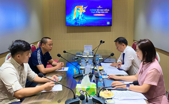 Chinh phục học bổng Thạc sĩ Quản trị Kinh doanh SeMBA in AI tại FSB: cuộc gặp gỡ mở ra hành trình quản trị mới