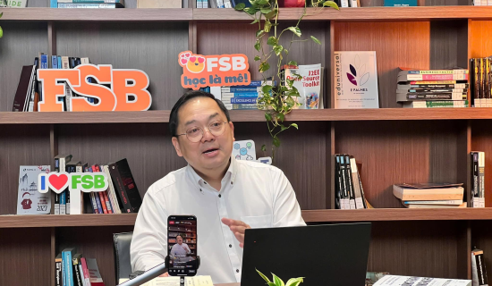 Giáo Tiến livestream – “Chiến thần chốt đơn” B2C