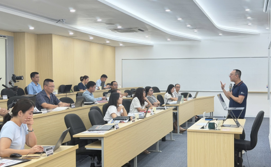 FPUB khai giảng thành công khóa đầu tiên FPT Claude AI for Business Leaders!