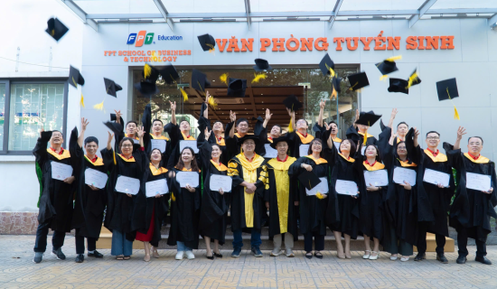 Khép lại hành trình trải nghiệm học tập gần 2 tháng của ông lớn GELEX tại FSB