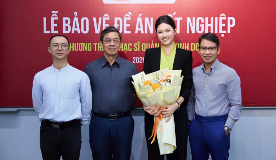 Lễ Bảo vệ Đồ án tốt nghiệp Thạc sĩ MBA tại Hà Nội: Kết tinh tri thức, khẳng định bản lĩnh