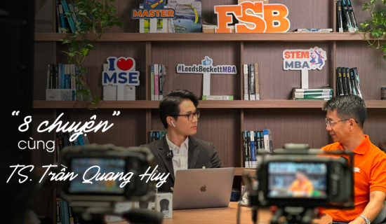 Lần đầu livestream “8 chuyện” cùng TS. Trần Quang Huy