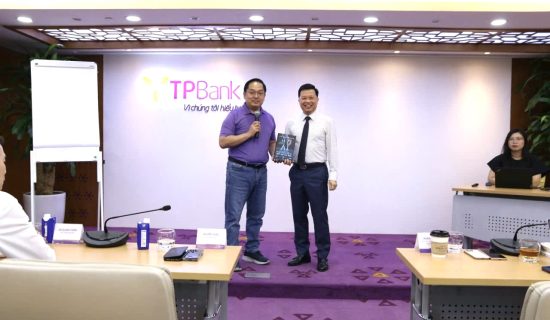 FRTC B2B bắt tay TPBank: Cùng kiến tạo lãnh đạo thông minh trong kỷ nguyên AI