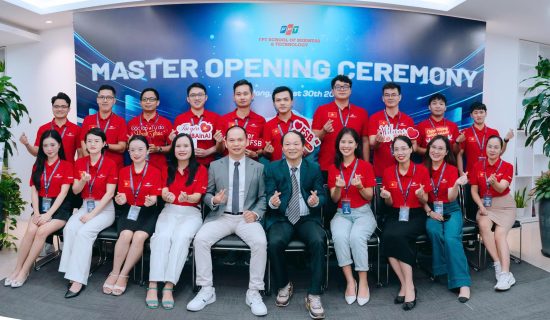 CHÍNH THỨC KHAI GIẢNG LỚP SEM49DN – KHOÁC LÊN MÌNH MÀU ĐỎ YÊU NƯỚC