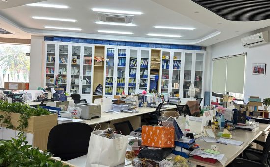 Sáng thứ 7 hoang mang cực độ …