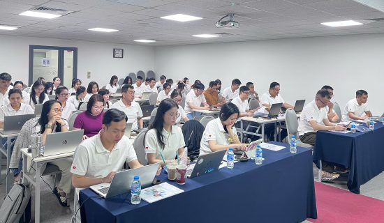FRTC mang “AI Mindset” đến Vietcombank Remittance – Khởi động tư duy AI trong doanh nghiệp