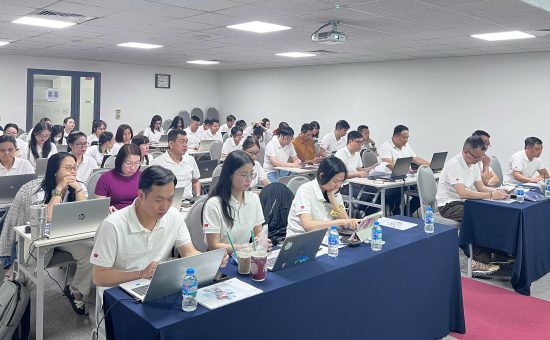 FRTC mang “AI Mindset” đến Vietcombank Remittance – Khởi động tư duy AI trong doanh nghiệp