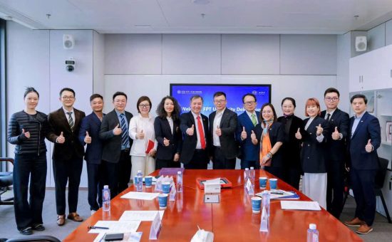 FSB kết nối chiến lược với Đại học Thanh Hoa, mở rộng hợp tác quốc tế đẳng cấp