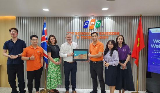 FSB TP.HCM đón tiếp đại diện Leeds Beckett University trong chuyến thăm thường kỳ