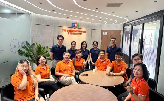 Chủ tịch Lê Trường Tùng ghé thăm FSB Lý Thường Kiệt Hà Nội