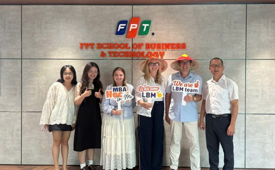 FSB Hà Nội đón những vị khách quý đến từ Leeds Business School